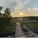 Nahe Airport Ber Adlershof