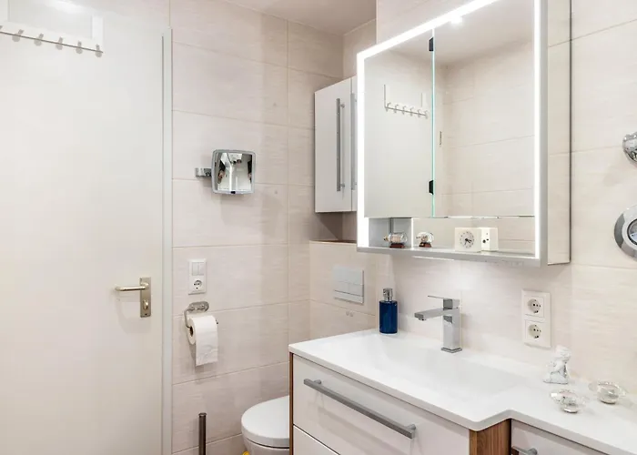 Nahe Airport Ber Adlershof 아파트 쇼네펠드